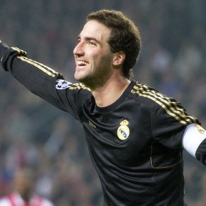 爱游戏内容中心-世界杯半决赛激战正酣，冠军之路如火如荼，世界杯半决赛结果